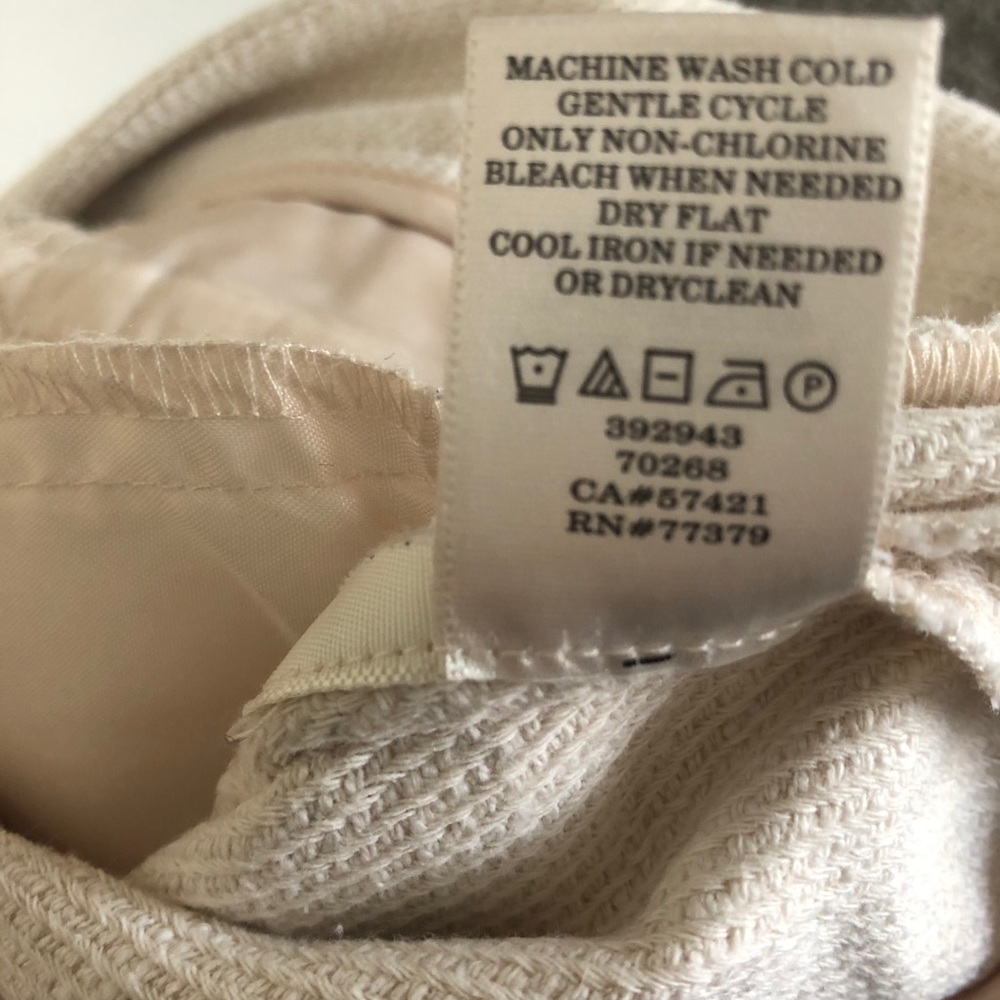 Ann Taylor Cream Knit High Waist Shorts - Picture 4 of 5